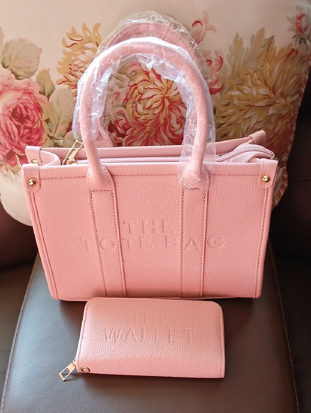 Pink Structured Tote Bag with Matching Wallet - Unknown Brand